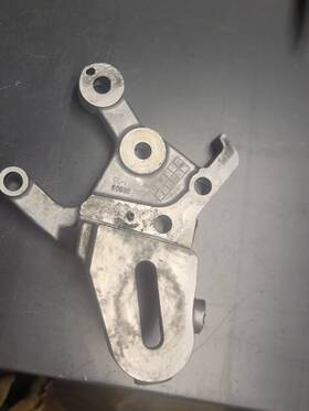 Eclipse 500112 2006-2012 Mitsubishi Gt Oem 6g75 3.8 Drive Belt Tensioner Mount Bracket